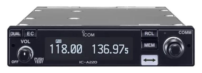 Terug van weggeweest! Icom IC-A220T